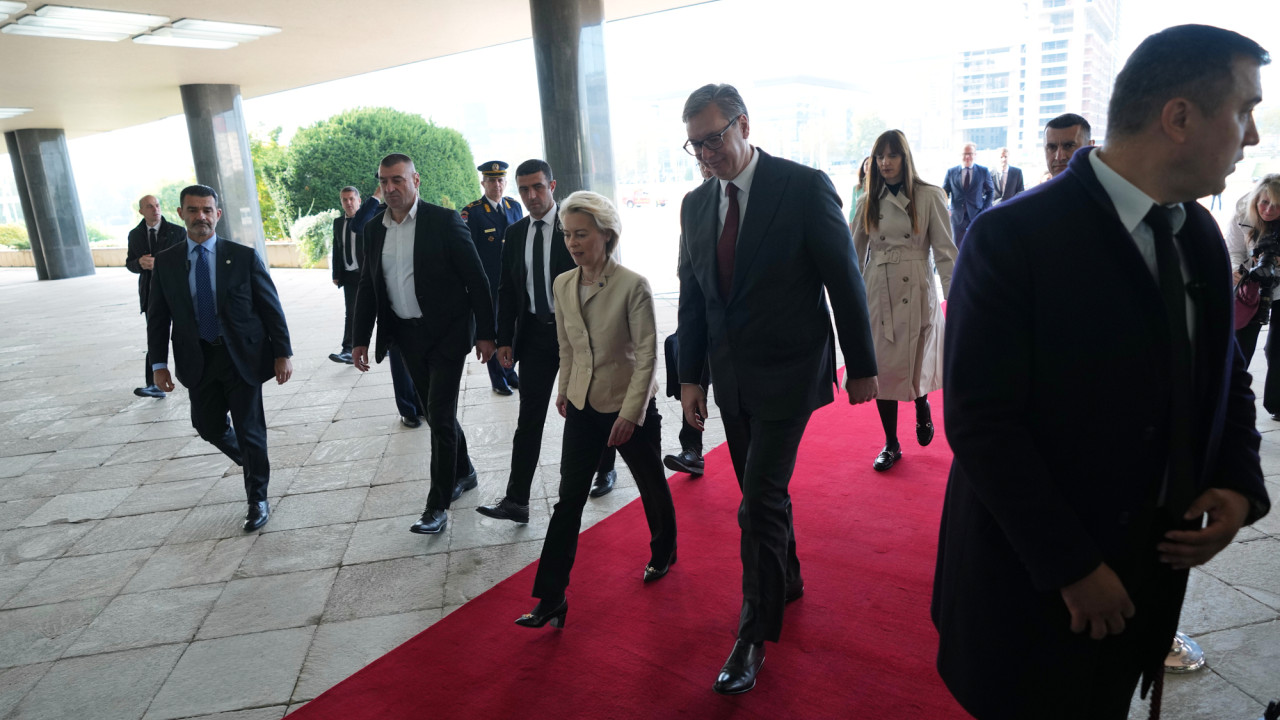 Φον ντερ Λάιεν για Σερβία και ΕΕ: Ήρθε η ώρα να σοβαρευτείτε