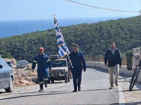 Γαύδος: Χωρίς μαθητές η παρέλαση – Κράτησαν οι κάτοικοι τη σημαία