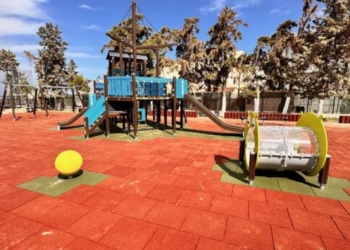 Γάζι: Άγνωστοι βανδάλισαν υπό κατασκευή έργα στην πλατεία της Αγίας Μαρίνας