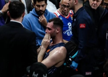 Γιώργος Παπαγιάννης: Χειρουργήθηκε στο γόνατο – Εκτός δράσης για οκτώ μήνες