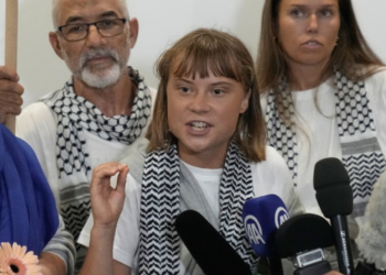 Γκρέτα Τούνμπεργκ: Η απάντηση στον Τραμπ που την κάλεσε «να δει γιατρό»