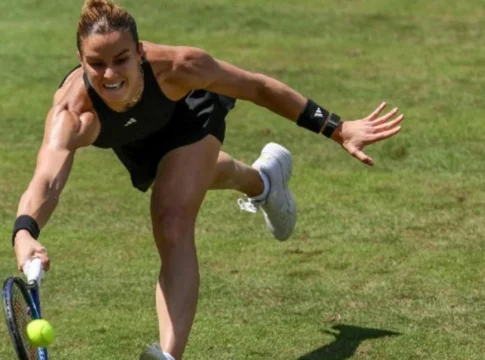 Η Μαρία Σάκκαρη πόσταρε τα εμετικά μηνύματα που της έστειλαν: «Γα@@@@νο σκουπίδι…» – Τι τους απάντησε