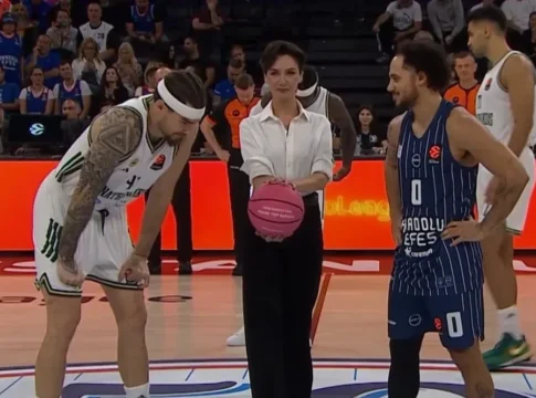 Η Τουρκάλα ηθοποιός που έκανε το τζάμπολ στο Εφές-Παναθηναϊκός βρέθηκε θετική σε χρήση ναρκωτικών