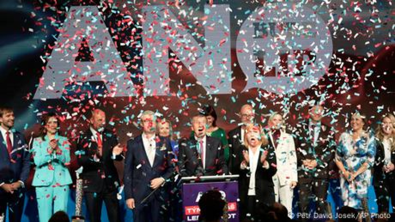 Η Τσεχία στρίβει δεξιά και... εθνοκεντρικά