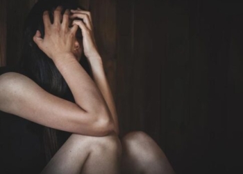 Ηράκλειο: 45χρονος βασάνιζε την σύντροφό του – «Με έκαιγε με τσιγάρο και καυτό σίδερο»