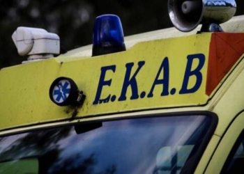 Ηράκλειο: «Μάχη» για το παιδί που κινδύνευσε στη θάλασσα