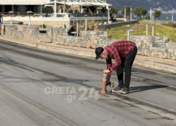 Ηράκλειο: Στον “αέρα” τα κολωνάκια στην Αγίου Μηνά και στην πλατεία Κορνάρου
