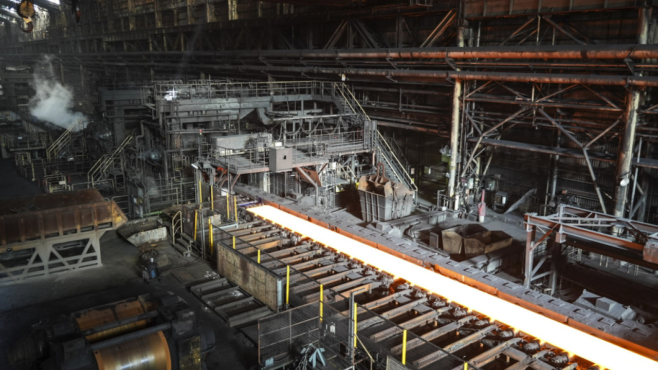 Ισπανία: Διερευνά χαλυβουργείο για παραβίαση της απαγόρευσης πώλησης στο Ισραήλ