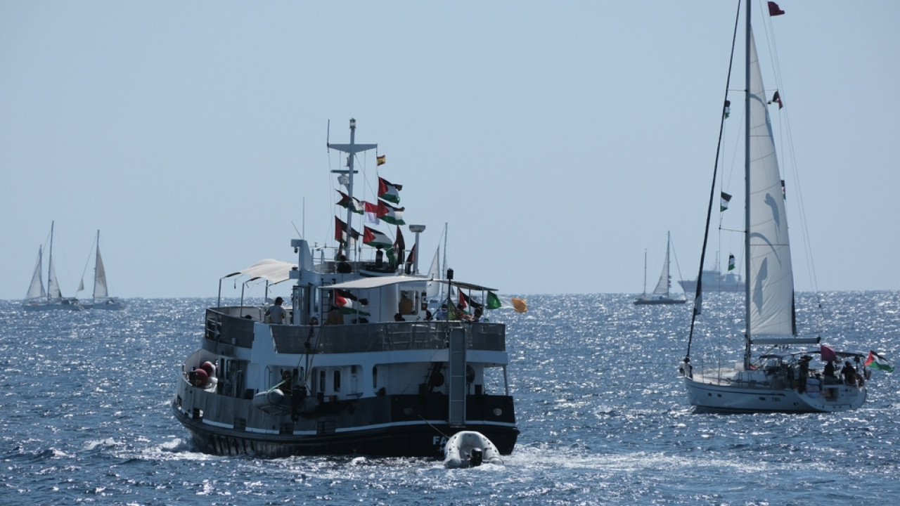 Ισραηλινές δυνάμεις αναχαίτισαν τον διεθνή στολίσκο για τη Γάζα