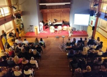 Κατάμεστο το ΚΑΜ στην εκδήλωση για τον καρκίνο του μαστού