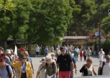 «Κνωσός όλων των εποχών» – Χιλιάδες επισκέπτες και τον Οκτώβριο, τι λένε στην Τηλεόραση CRETA (βίντεο)