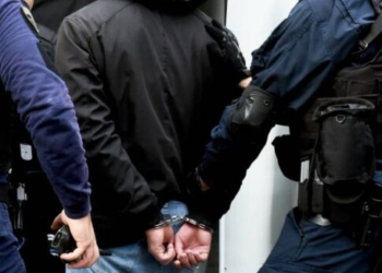 Μαχαιρώματα στη Μεσαρά: Για απόπειρα ανθρωποκτονίας διώκεται ο 55χρονος πατέρας