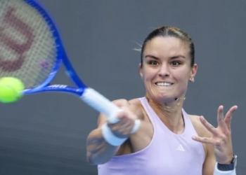 Μαρία Σάκκαρη: Ηττήθηκε 2-0 από την Λέιλα Φερνάντεζ στο Τόκιο με ανατροπή