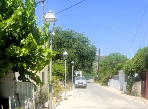 Νέα φωτιστικά σε ποταμιές και λιμένα Χερσονήσου