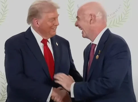 Νέες απειλές Τραμπ για αλλαγή πόλεων που θα φιλοξενήσουν αγώνες του Μουντιάλ 2026