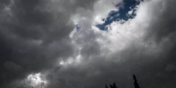 Ο καιρός σήμερα: Συννεφιά στην Κρήτη – Ισχυρές βροχές και καταιγίδες στην υπόλοιπη χώρα