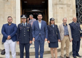 Ο Κωνσταντίνος Κεφαλογιάννης στη δοξολογία του Αγίου Αρτεμίου