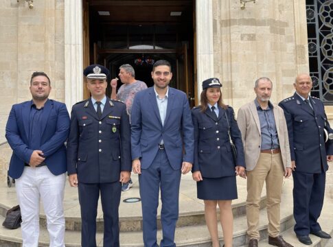 Ο Κωνσταντίνος Κεφαλογιάννης στη δοξολογία του Αγίου Αρτεμίου