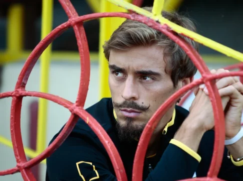 Ο ποδοσφαιριστής που πέρασε από την ΑΕΚ και πίστευε ότι η Γη… είναι επίπεδη