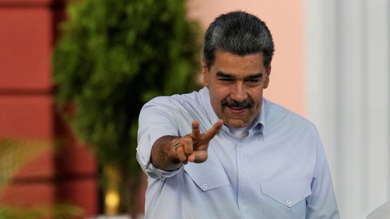 «Όχι στον τρελό πόλεμο!» λέει ο πρόεδρος Μαδούρο στους Αμερικανούς