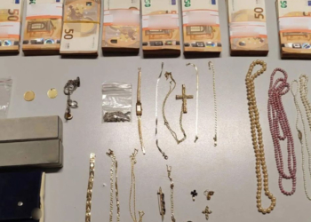 Παγκράτι: Συνελήφθη 59χρονος που είχε αφαιρέσει €37.050 από ηλικιωμένη