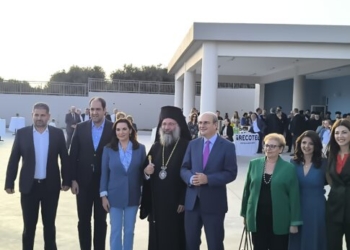 Παρουσία του αντιπροέδρου της κυβέρνησης και τριών υπουργοί εγκαινιάστηκε το Δημοτικό Σχολείο Πανόρμου
