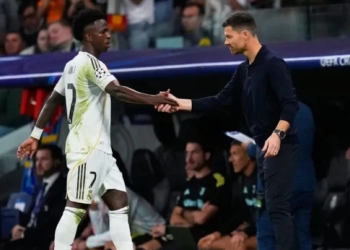 Ρεάλ Μαδρίτης: Ατιμώρητο περνάει το ξέσπασμα του Βινίσιους προς τον Τσάμπι Αλόνσο