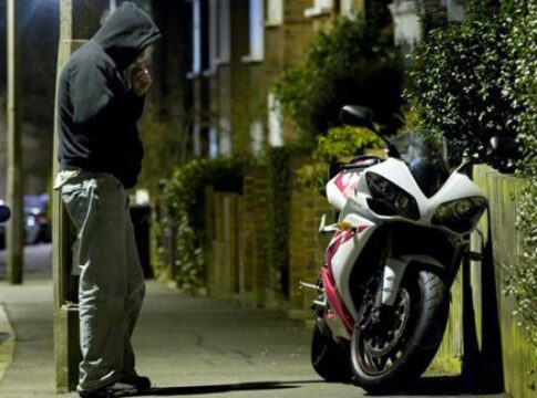 Ρέθυμνο: Συνελήφθη 17χρονος που έκλεψε μοτοσικλέτα