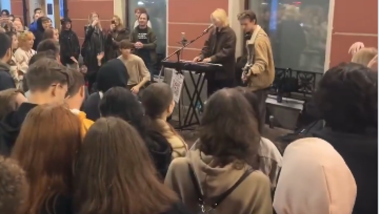 Ρωσία: Επιπλέον 13 ημέρες φυλάκιση στην 18χρονη μουσικό «Ναόκο»