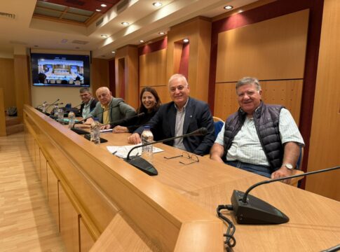 Στην συνεδρίαση της Οικονομικής Επιτροπής της ΚΕΔΕ ο Δήμαρχος Βιάννου