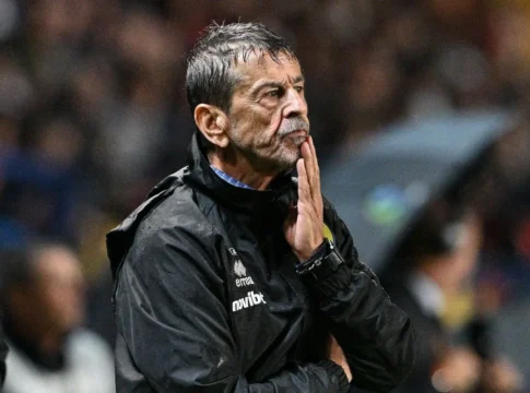 Super League: Οι 5 αποχωρήσεις από τους πάγκους – Το μοναδικό στατιστικό της οικ. Πετράκη