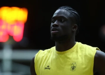 Τέλος από τον Άρη ο Άλεξ Αντετοκούνμπο – Θα δοκιμαστεί ξανά στην G-League