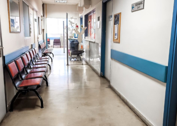 Θεσσαλονίκη: Συνελήφθη 62χρονος επειδή έκοψε ένα κλωνάρι δενδρολίβανο από νοσοκομείο