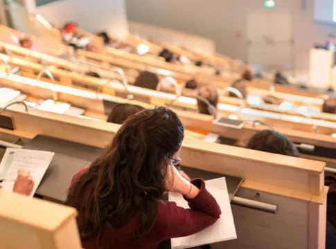 Τι αποκάλυψε ο Υφυπουργός Παιδείας στην Τηλεόραση CRETA για τις Πανελλαδικές