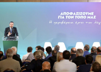 Την επέκταση των ρυθμίσεων της στεγαστικής συνδρομής των πυρόπληκτων και στους σεισμόπληκτους ζήτησε ο Φραγκίσκος Παρασύρης