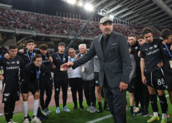 Το “ευχαριστώ” του Ράσταβατς στον ΟΦΗ, η φανέλα ειδικού βάρους και η αναφορά στον Τραϊανό Δέλλα