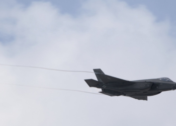 Το Ισραήλ αποκλείσθηκε από το Dubai Airshow