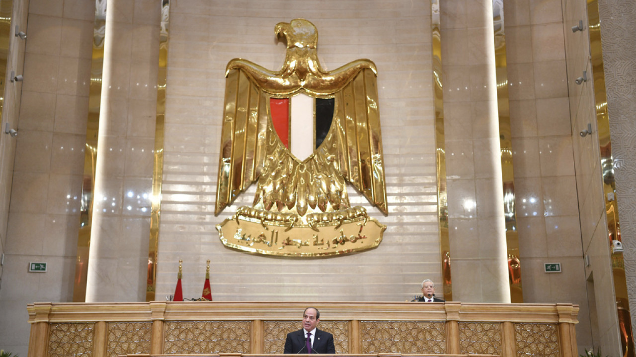 Το Κάιρο προσπαθεί να πείσει τη Χαμάς να δεχτεί το σχέδιο Τραμπ