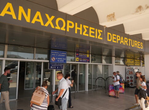 Το “βάζο με το μέλι” και ο κουμπαράς των 15 εκατομμυρίων στο αεροδρόμιο Ηρακλείου