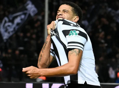 «Τώρα βγάλε με, τώρα βγάλε με»: Ο Τάισον φώναζε στον Λουτσέσκου μετά την ισοφάριση