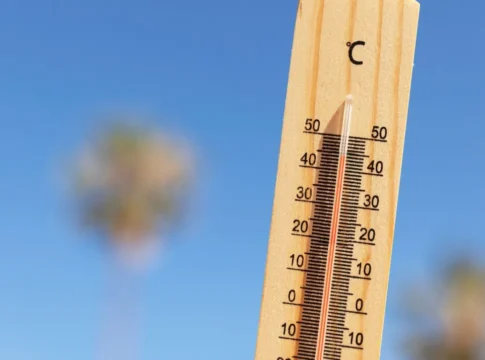 «Τρελαίνει» τα θερμόμετρα η Κρήτη: Από τους 2,4 στους… 28 βαθμούς Κελσίου