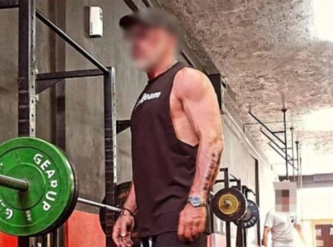 Τροχαίο στη Σούδα: «Δε θυμάμαι να τράκαρα εγώ το παιδί – Αυτός έπεσε πάνω μου», λέει ο οδηγός της Porsche