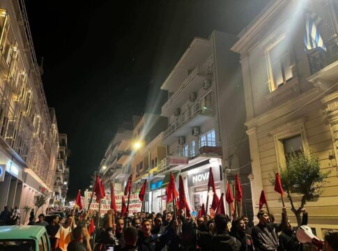Βγήκαν στους δρόμους οι φοιτητές