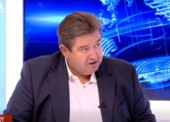 «Βολές» Καραμάλακη στη Λότζια για την καθαριότητα – Τι απαντάει ο Νίκος Γιαλιτάκης, δείτε βίντεο