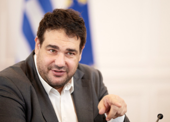 ΥΠΕΣ: Έργα σε 11 δήμους