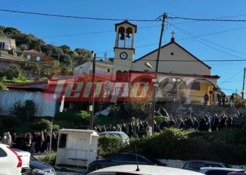 Αχαΐα: Θρήνος στην κηδεία του 4χρονου Ανδρέα (Εικόνες και βίντεο)