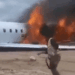 Αεροσκάφος στο Κονγκό τυλίγεται στις φλόγες κατά την προσγείωση - Σώοι οι επιβαίνοντες - Συγκλονιστικά βίντεο από την εκκένωση