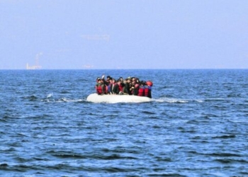 Άλλη μια βάρκα με μετανάστες εντοπίστηκε ανοιχτά των Καλών Λιμένων