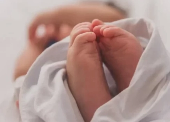 Χανιά – Κύκλωμα εμπορίας βρεφών: Ταρίφα έως 150.000 ευρώ για παρένθετες μητέρες – Τι αποκαλύπτει το βούλευμα