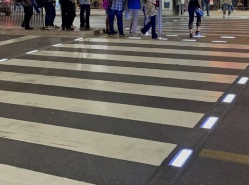 Δ. Μαλεβιζίου: Έξυπνες διαβάσεις έξω από επτά σχολεία